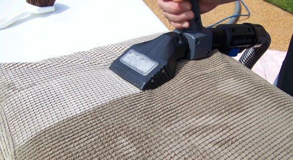 Bravo-Carpet-Cleaning-Upholstery
